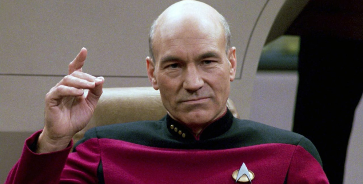 Patrick Stewartot kinevették a Star Trek forgatásán, derül ki új önéletrajzából