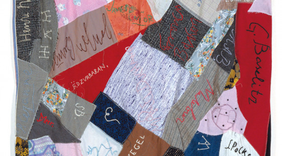 Selyem Zsuzsa: Ne fázz! [Egy kiállítás képe]