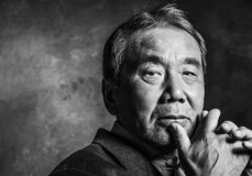 Murakami napi rutinja: kelés négykor, öt-hat óra írás, tíz kilométer futás