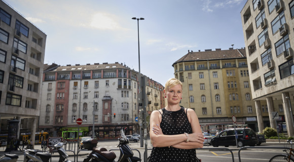 Finy Petra Kerti szonátája három női generáció történetén keresztül mesél [Budapesti nők]