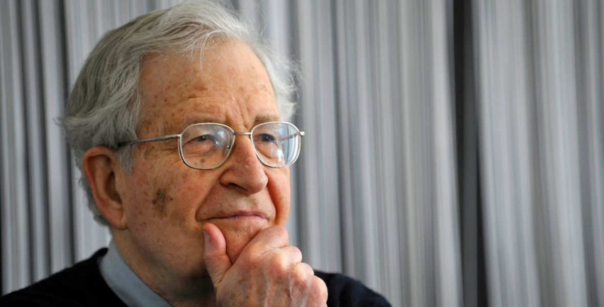 Chomsky szerint alakul az új hidegháború, és Európát kispadra ültették