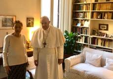 Ferenc pápa Bruck Edithet fogadta a Vatikánban