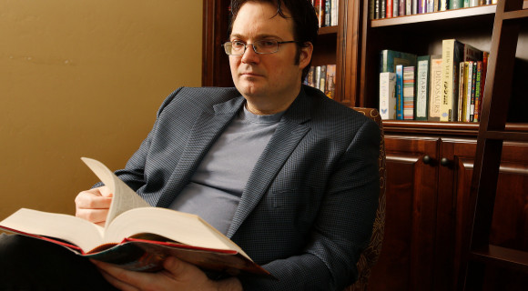 Brandon Sanderson öt regényt írt a karantén alatt