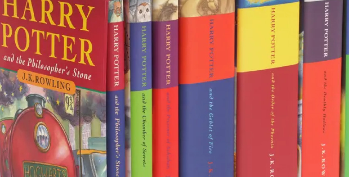 Ritka Harry Potter-kötet kerül kalapács alá Londonban