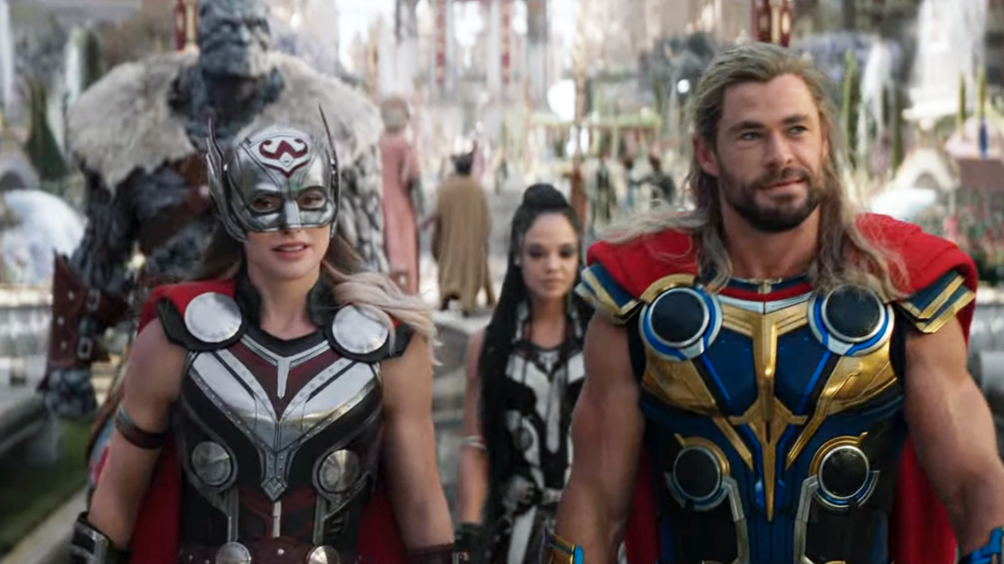 Russell Crowe Zeuszával is összeakad Thor az új előzetesben