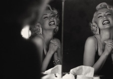 Marilyn Monroe már nem képes tovább Marilyn Monroe-t játszani