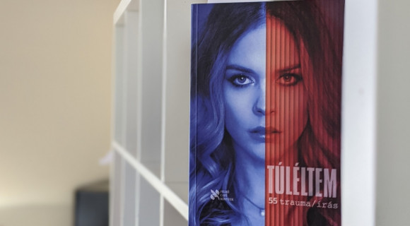 Mindenkinek van egy feldolgozásra váró története