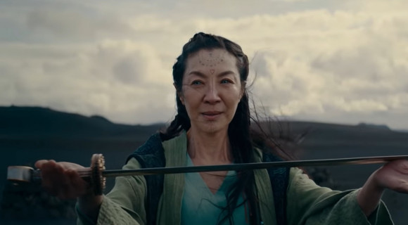 Michelle Yeoh a Vaják-spinoff új előzetesében is nagyon menő