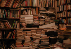 Ukrajna 19 millió orosz könyvet von ki a könyvtáraiból