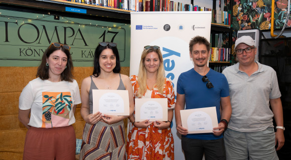 Sára Gáspár: Hot Girl Walk [Panodyssey]