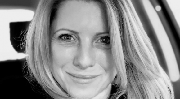 Elhunyt R. Kelényi Angelika író