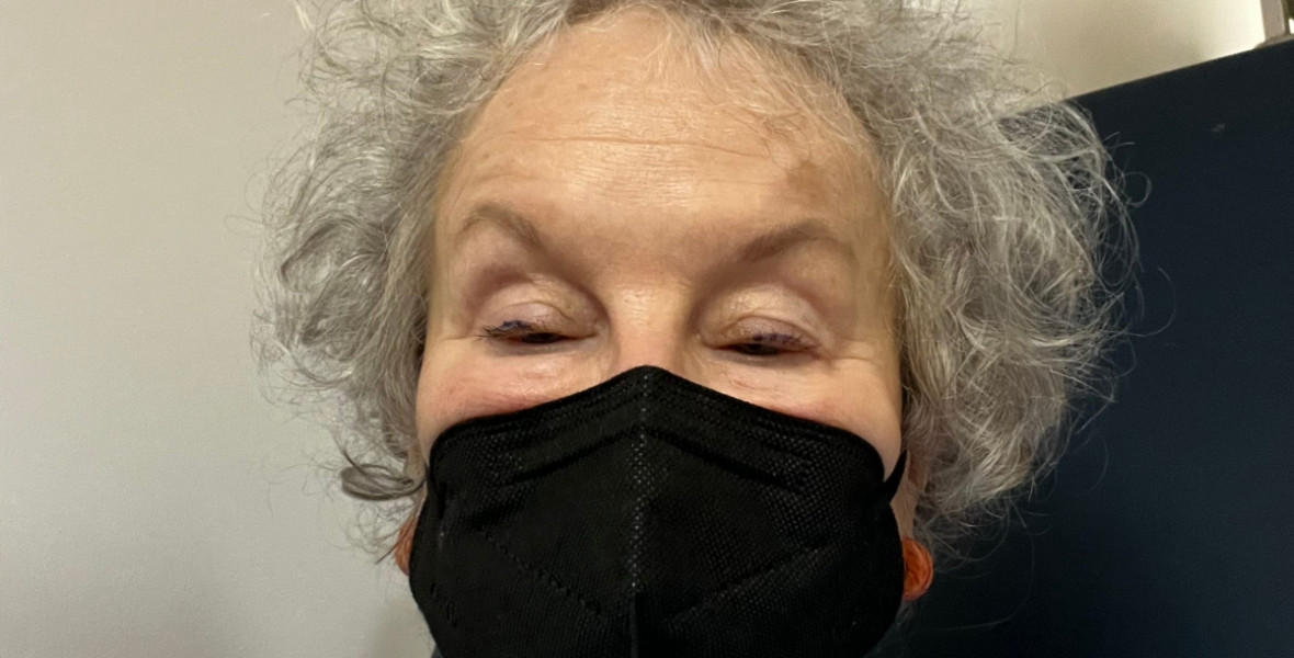 Margaret Atwood a halál pavilonjából üzent az olvasóinak