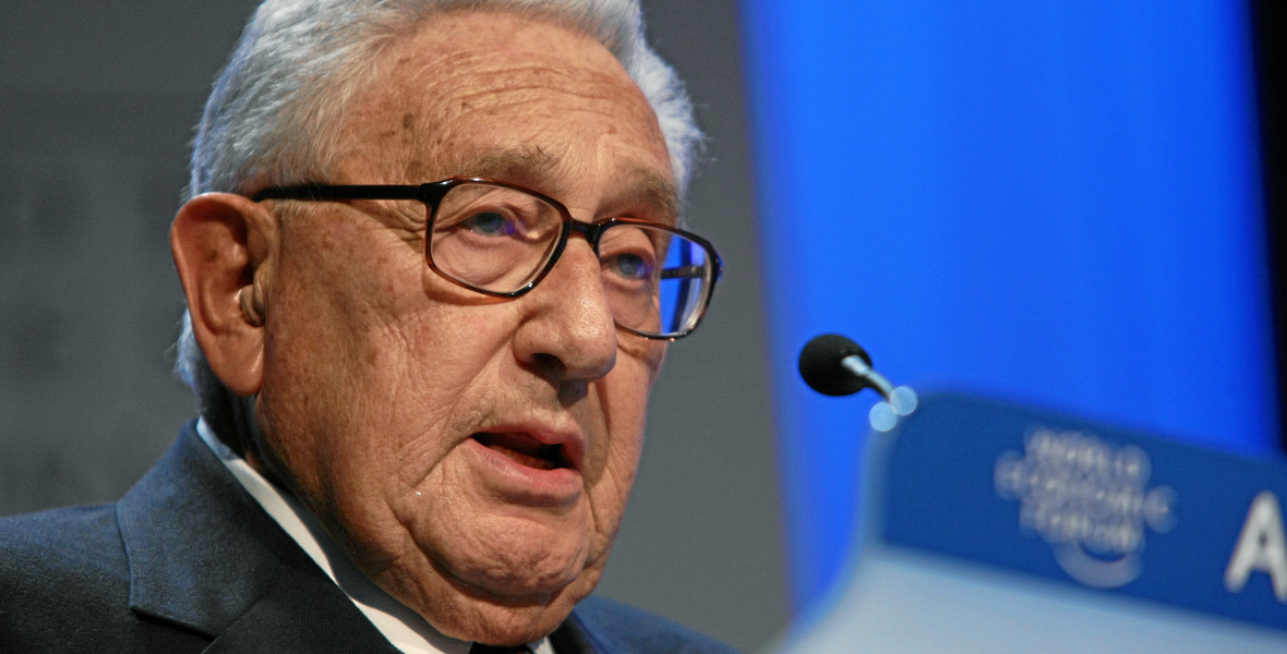 Meghalt Henry Kissinger, a hidegháború csúcsdiplomatája
