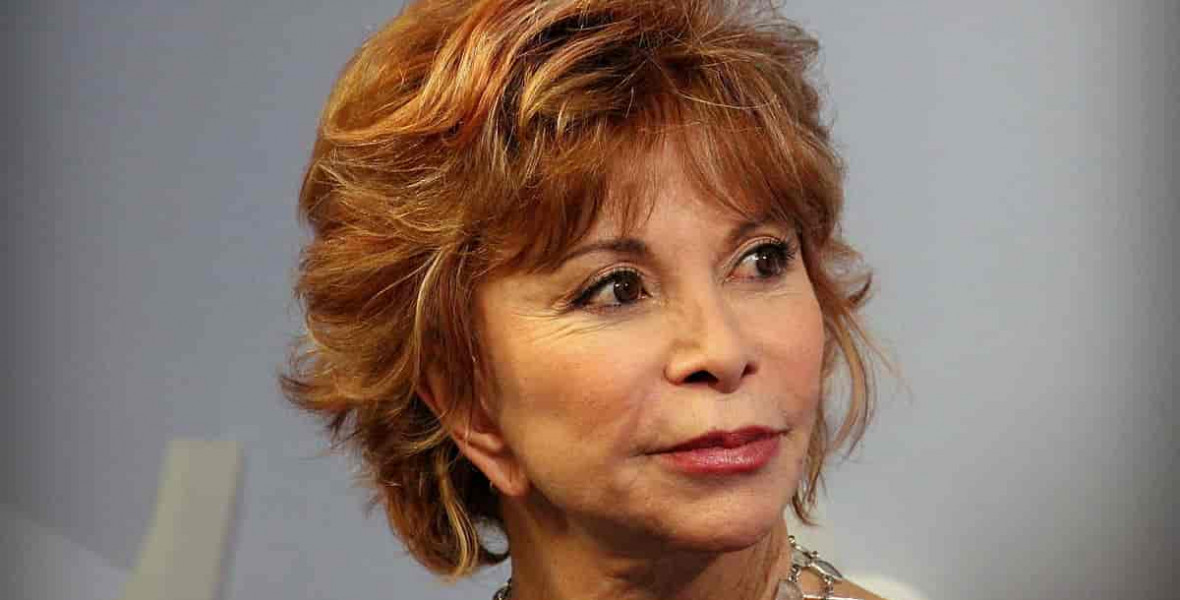 „Ha elterjed ez a beszédmód, fasiszta rezsimmé válhatunk” – Isabel Allende migrációellenességről és könyvbetiltásokról