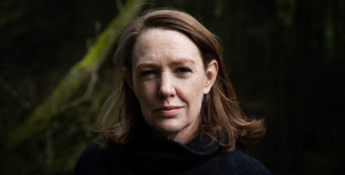 Paula Hawkins: Folyton azon jár az eszem, hogy lehet valakit megölni