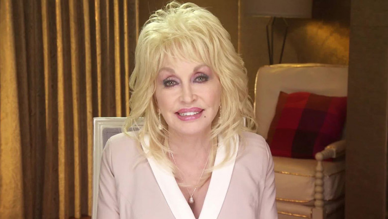 Miért ajándékozott 200 millió könyvet Dolly Parton gyerekeknek?