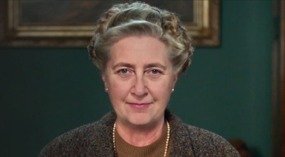 AI-generált Agatha Christie tart írótanfolyamot