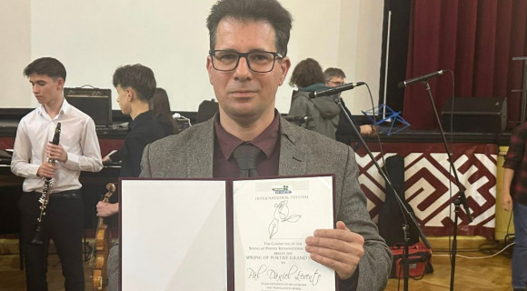 Pál Dániel Levente költő nagydíjat nyert egy romániai fesztiválon