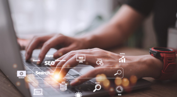 Online olvasnivaló és vásárlás – hogyan keresnek ma az emberek?