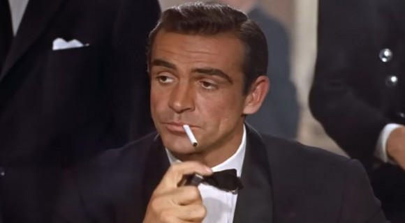 James Bondra Martini és nők helyett gyereknevelés vár