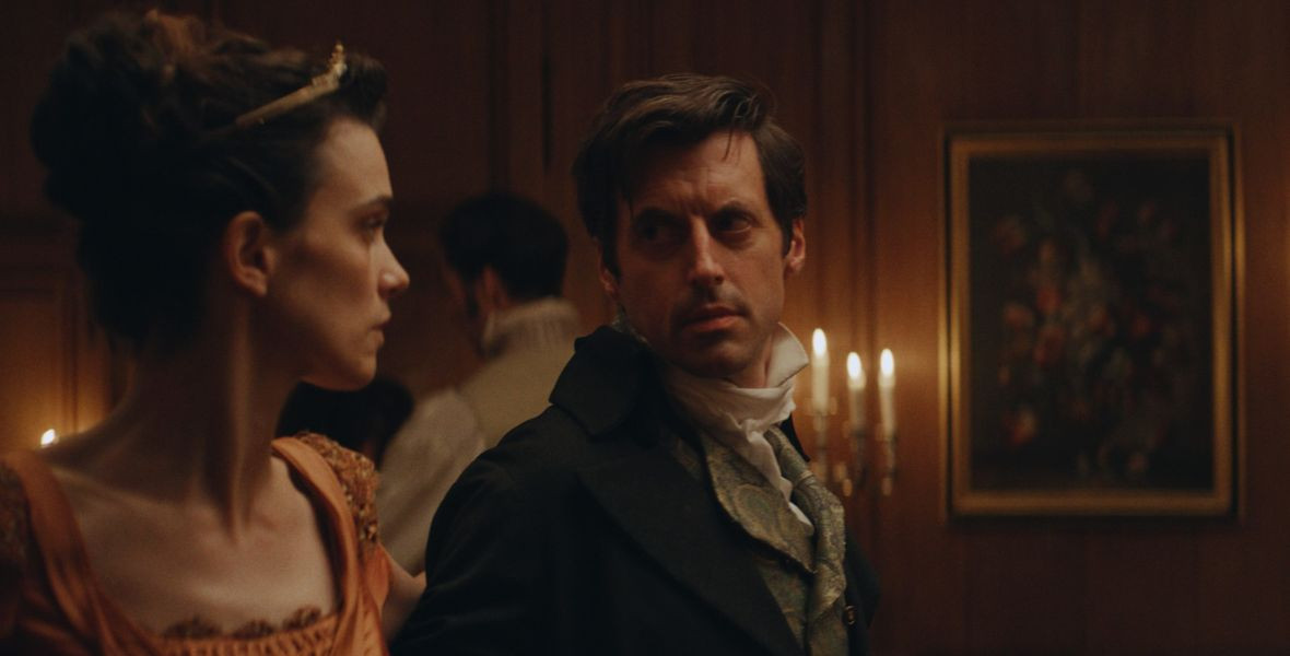 A 21. századi Jane Austen szerelmi háromszögbe keveredik