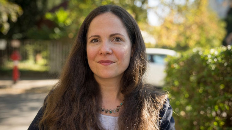 Mécs Anna: Zsákbamacska, kiből mit hoz ki az anyaság