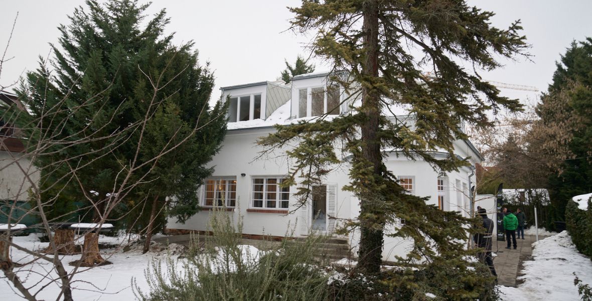 „Az egyik legfontosabb hely ma Magyarországon” – elkészült Esterházy Péter egykori otthona