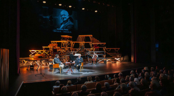 Spiró György 80 éves – „Engem a történelem sose érdekelt”