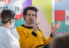 „Mi lenne, ha megölném ezt a nénit?” – bemutatták Fehér Gáspár első regényét