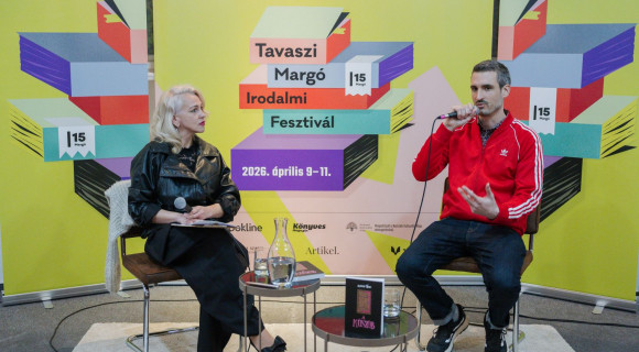 Szántó Áron első regényében a bakonyi boszorkányok és a punk találkozik