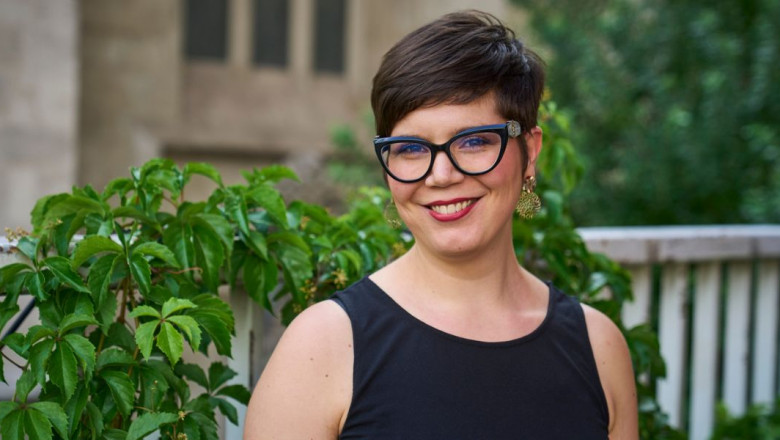 Mechiat Zina költő: Az foglalkoztat, ami elől nem tudok menekülni