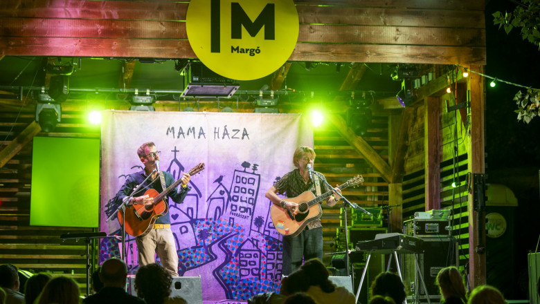 Hatalom, standup, Beck és Grecsó magába néz: ilyen volt a Nyári Margó 1. napja