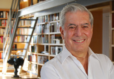 A Nobel-díjas Mario Vargas Llosa megírta a guatemalai katonai puccs ördögi részleteit
