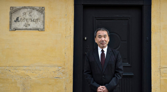Murakami: Nem számít, milyen magas falakat építünk, a végén csak magunknak okozunk kárt