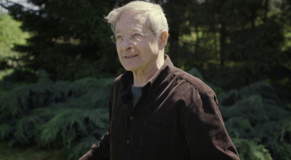 Nádas Péter születése és a tömegmészárlások