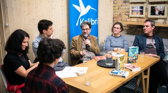 Az állatok szerelmi életétől a történelmi szelfikig – Lehet-e másképp tanulni?