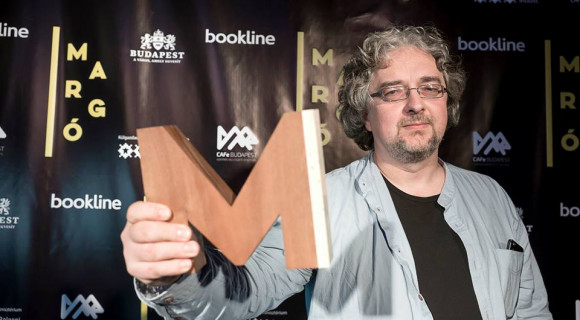 „Picit ráuntam az irodalomra, az az igazság”