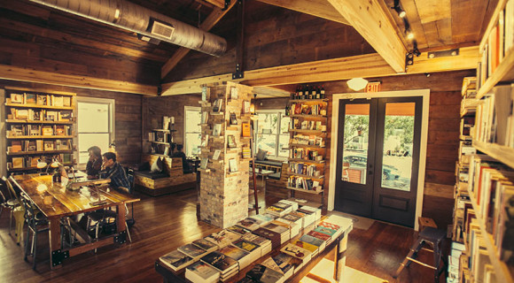 Kattintásvadász címekkel népszerűsít klasszikusokat egy könyvesbolt