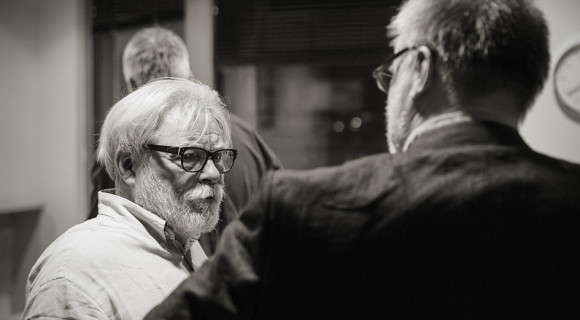 Hol van az előírva, hogy az ember szeresse, ami a hazájában történik?