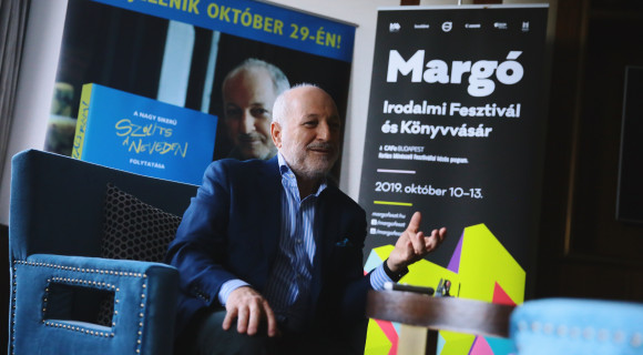 André Aciman: Azok a vonzalmak izgatnak, amik egy pillanat alatt születnek meg