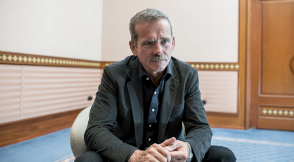 Chris Hadfield: Sok mindenre megtanít, ha 92 percenként megkerülöd a Földet