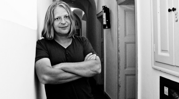 Szelíd rezignáltság és totális radikalizmus - Németh és Garaczi Hazai Attiláról