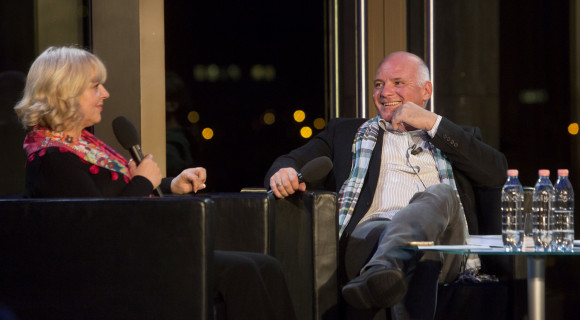 „Most már mindent tudok, most már mindent el is felejthetek” - Péterfy Gergely a Literáriumban