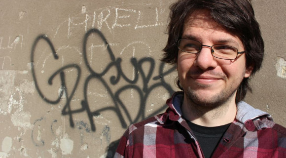 Az irodalmi díjak legfőbb veszélye, hogy benne tartanak valamiben