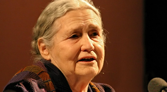 Elhunyt a Nobel-díjas Doris Lessing